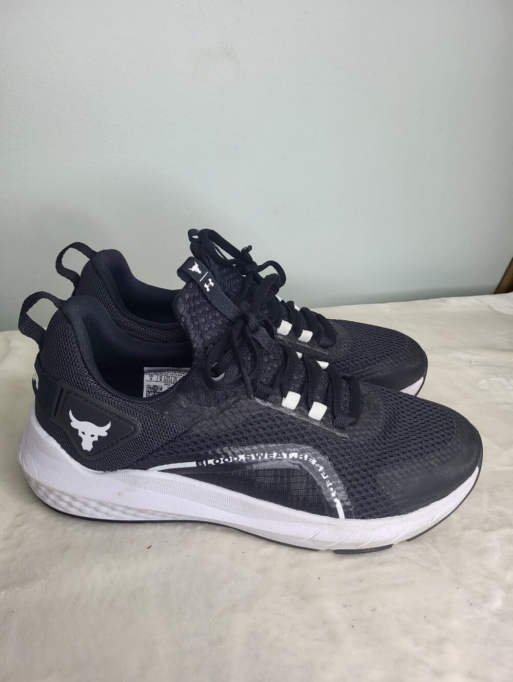 Under Armour BSR Project Rock Training Sneakers in Black and White. Mens Size 9